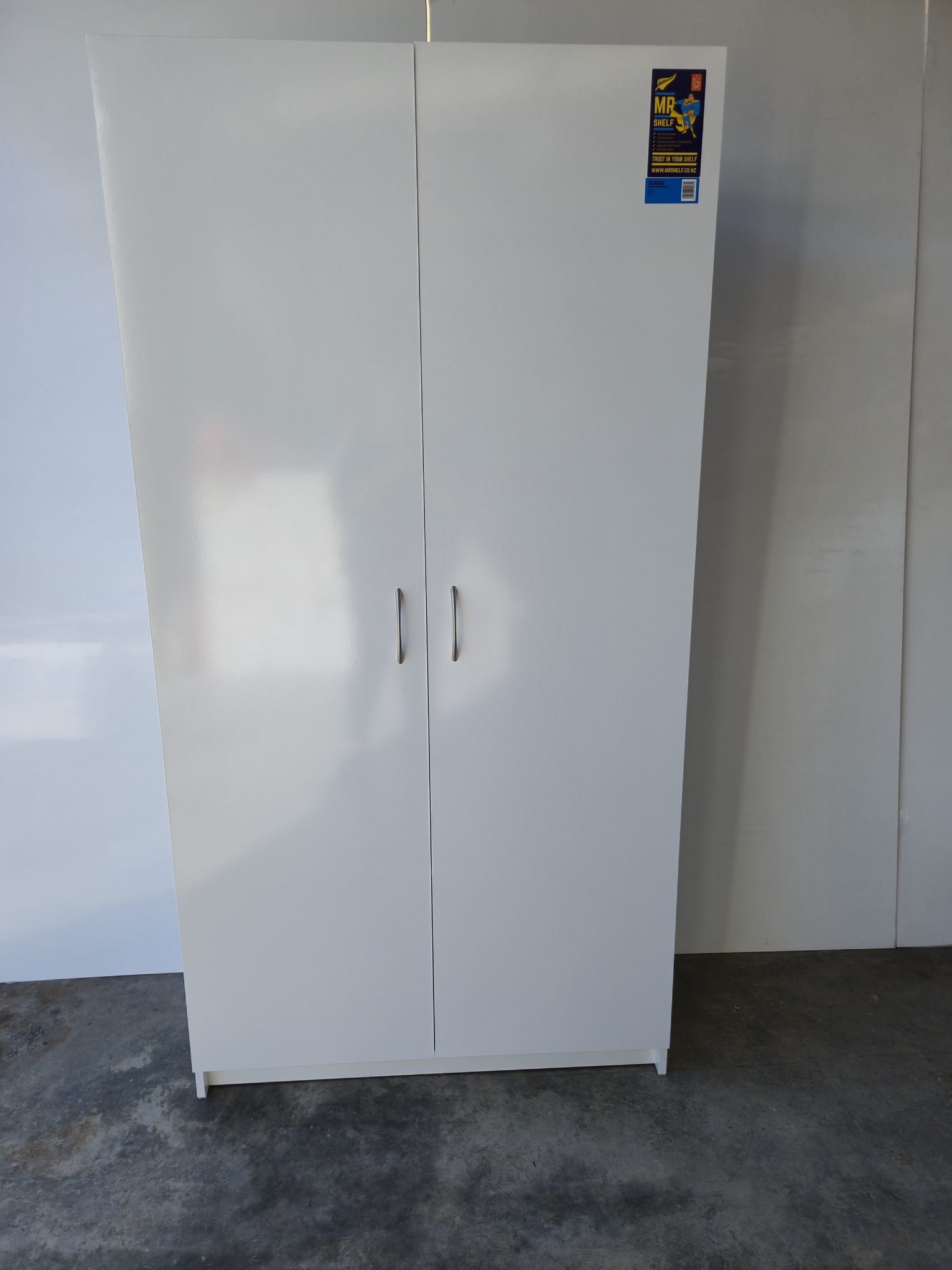 Storage 1950h x 1000w x 420d