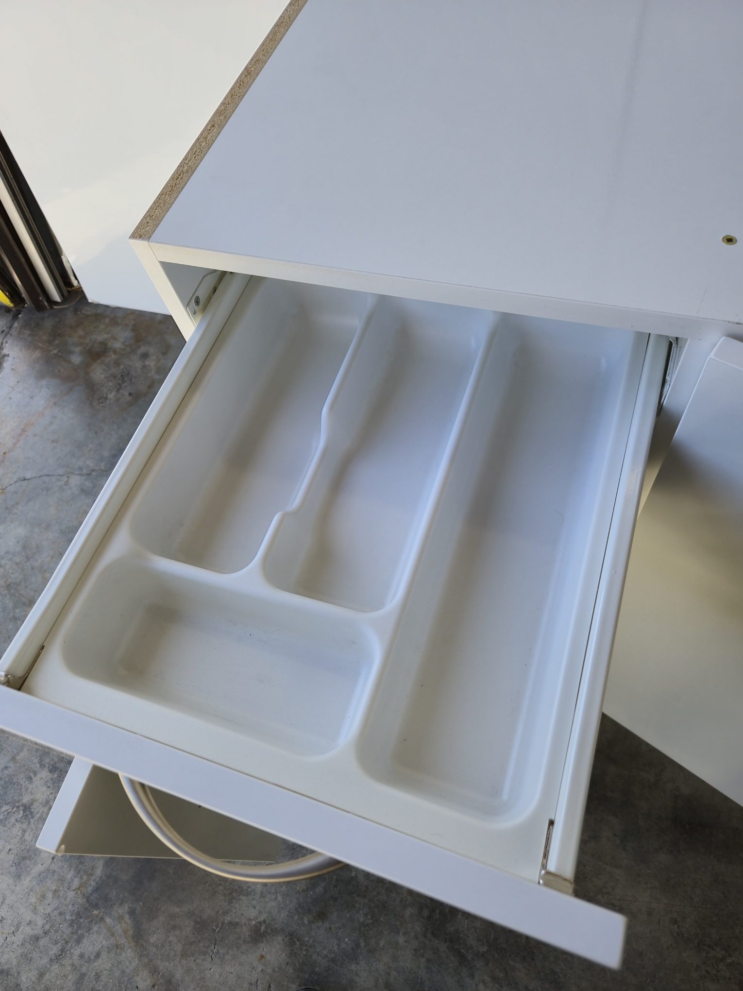 cutlery tray