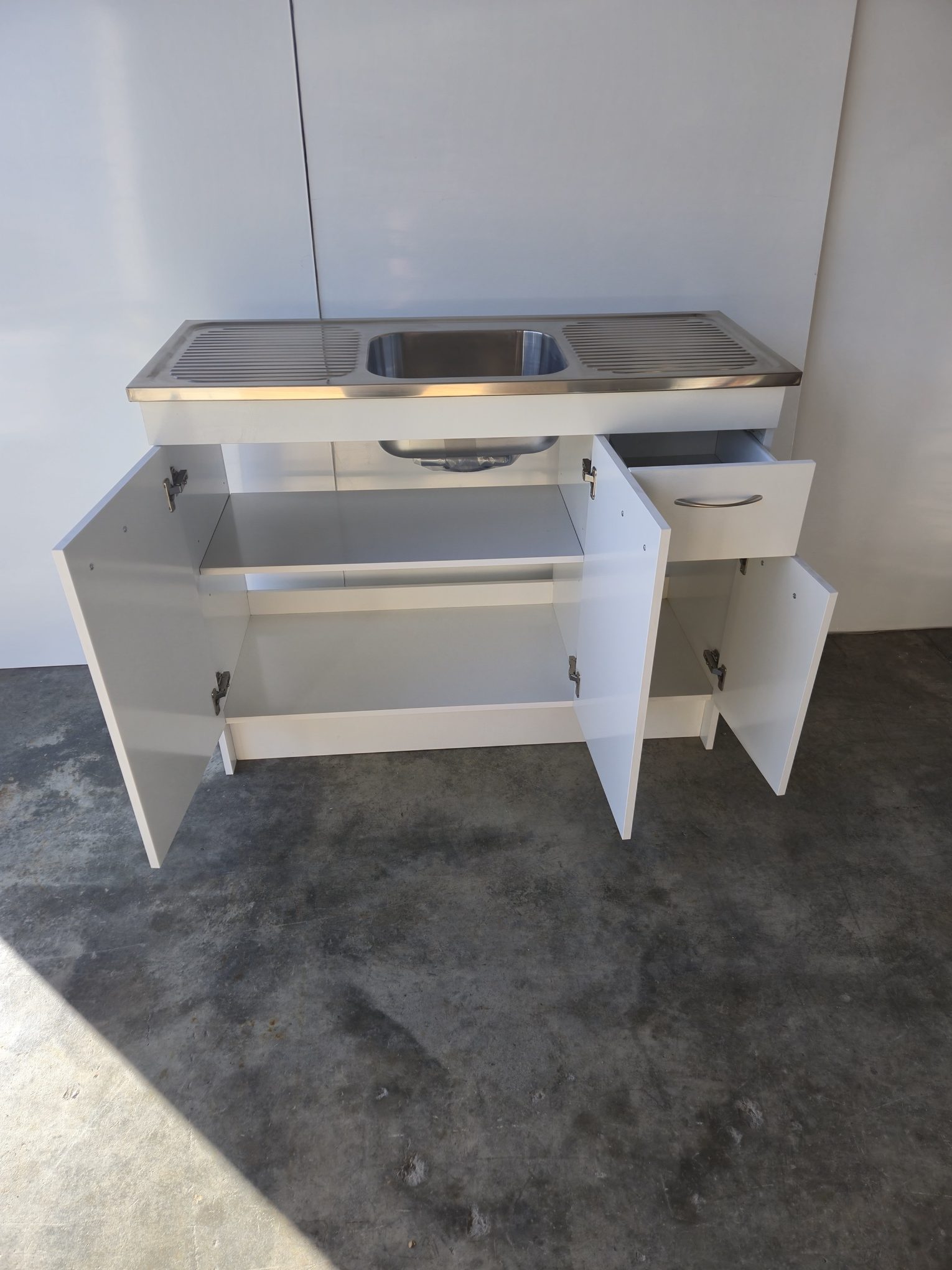 1200w Sink+Cabinet  910h x 490d x 1185w 